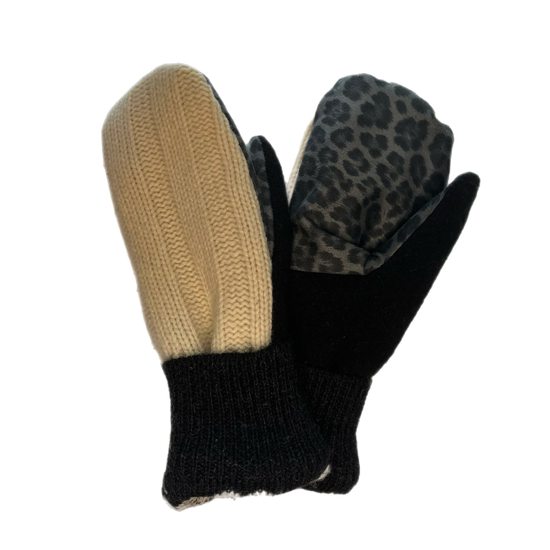 Cream with Cheetah Print Womens Driving Mittens