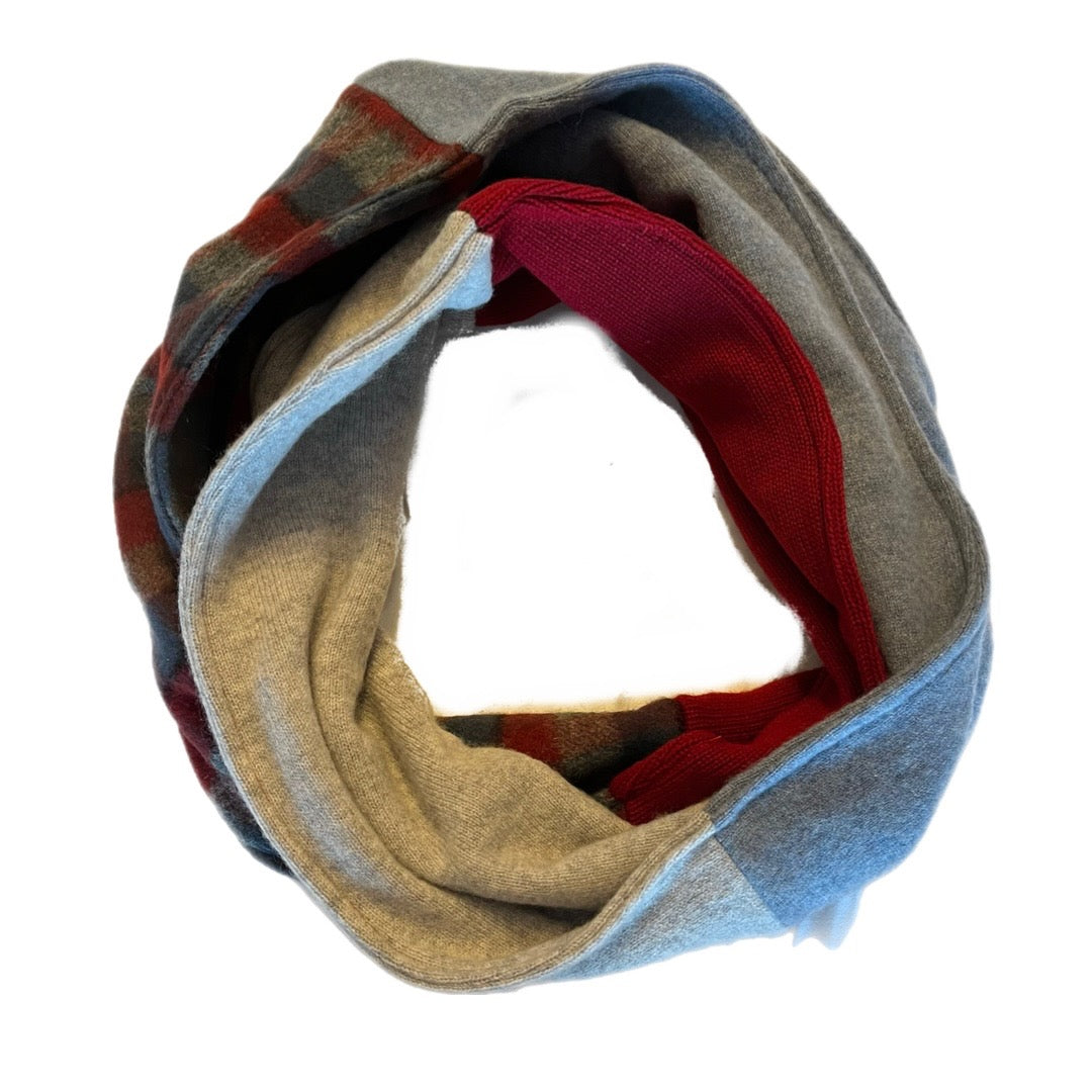 Red and Grey Circle Scarf