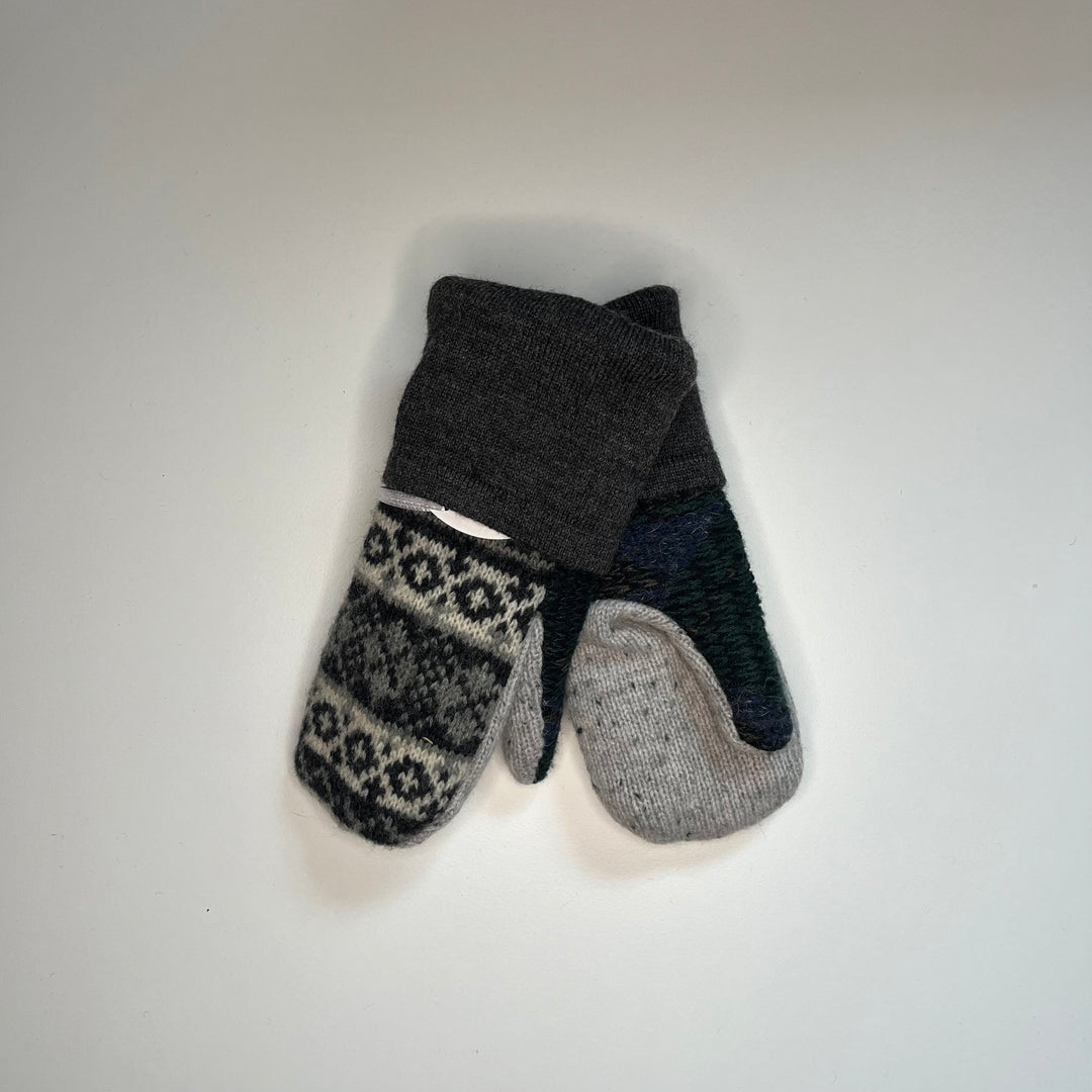 Black & Grey Mittens