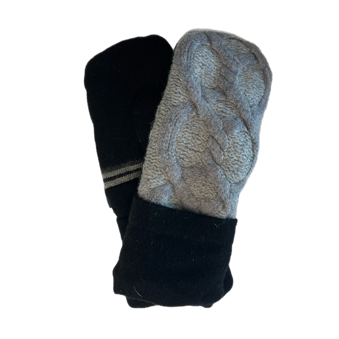 Mens Grey and Black Mittens