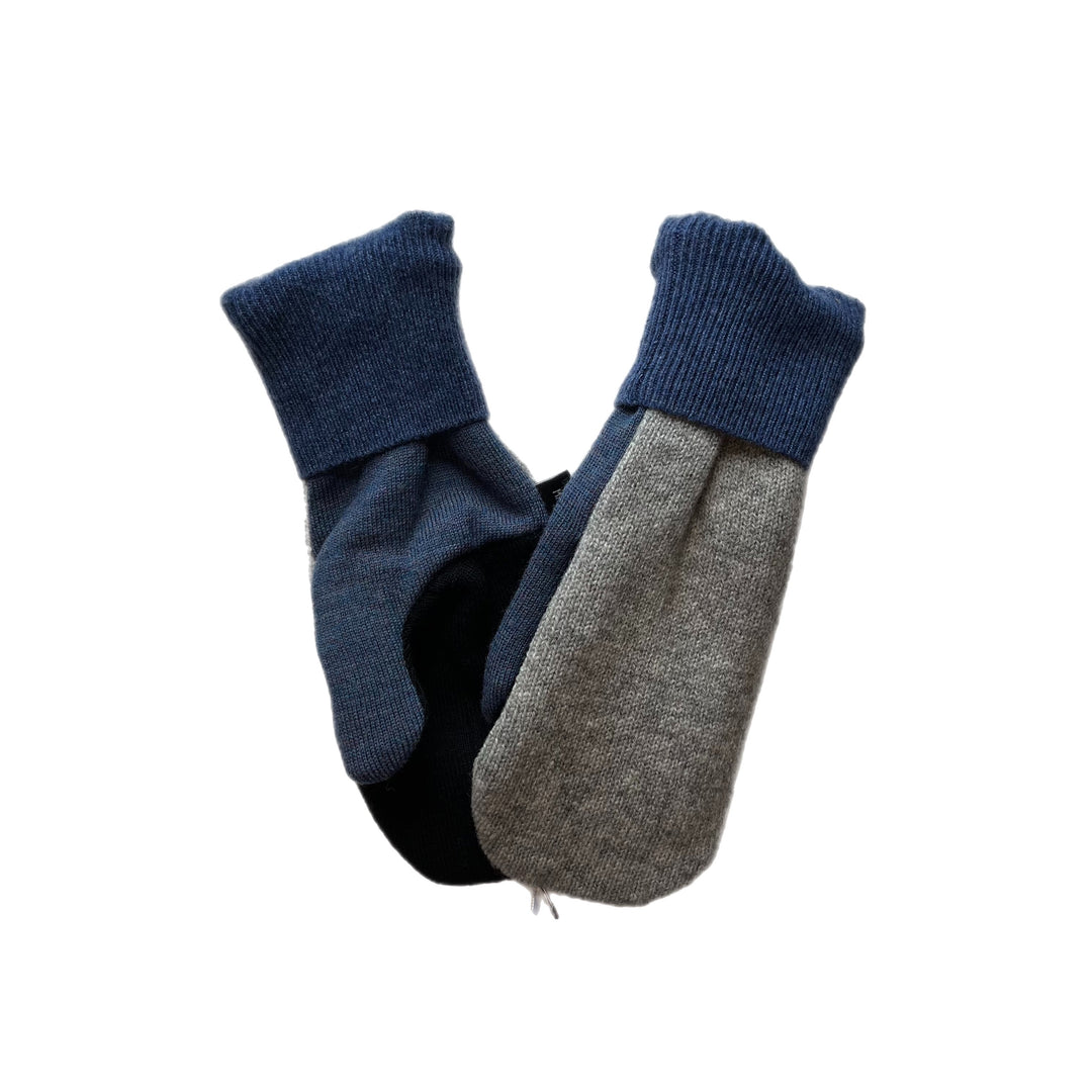 Grey and Blue Womens Small Mittens