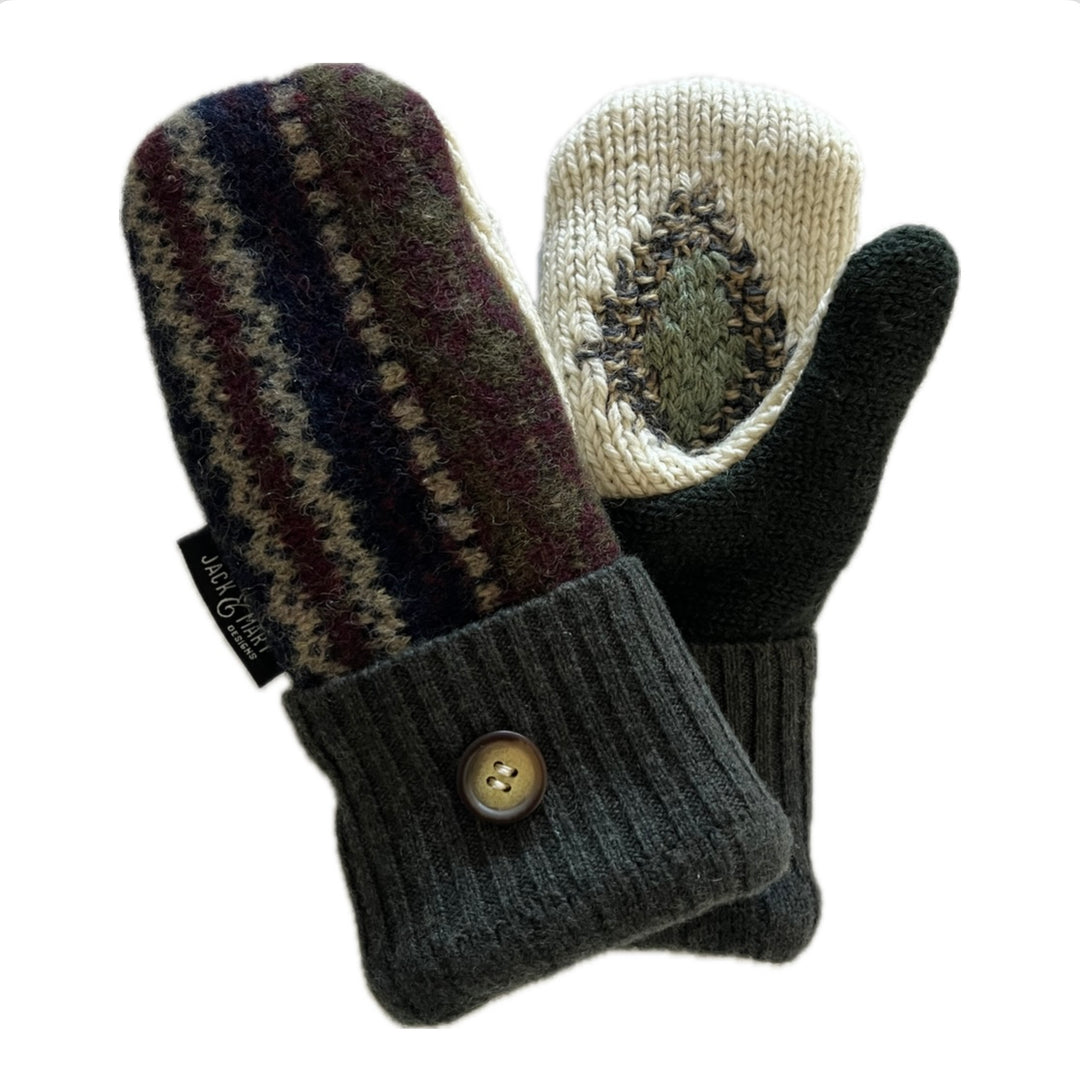 Women's Mittens Petite with Buttons - Nordic with Grey & Green - 580