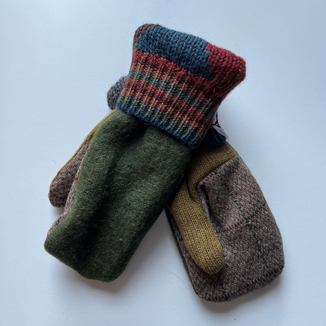 Green & Red Mittens