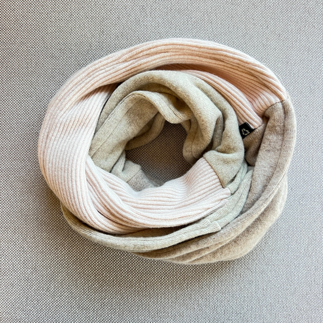 Cashmere Circle Scarf Cafe au Lait & Petal Pink | 193