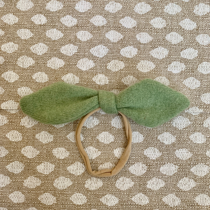 Cashmere lime hair bow