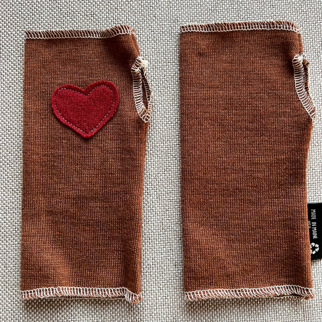 Fingerless Mittens Short, Acorn with Orange Heart