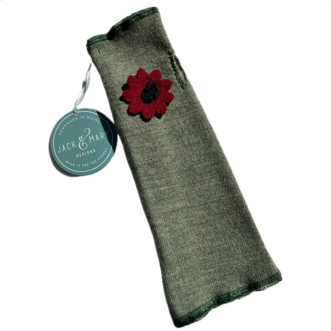 Fit & Flare Fingerless - Green with Red Flower