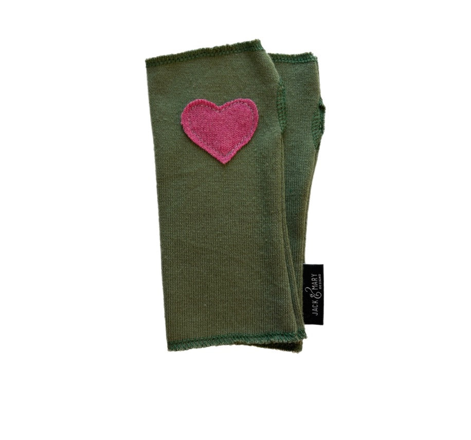 Short Fingerless Mittens - Green with Pink Heart - 006