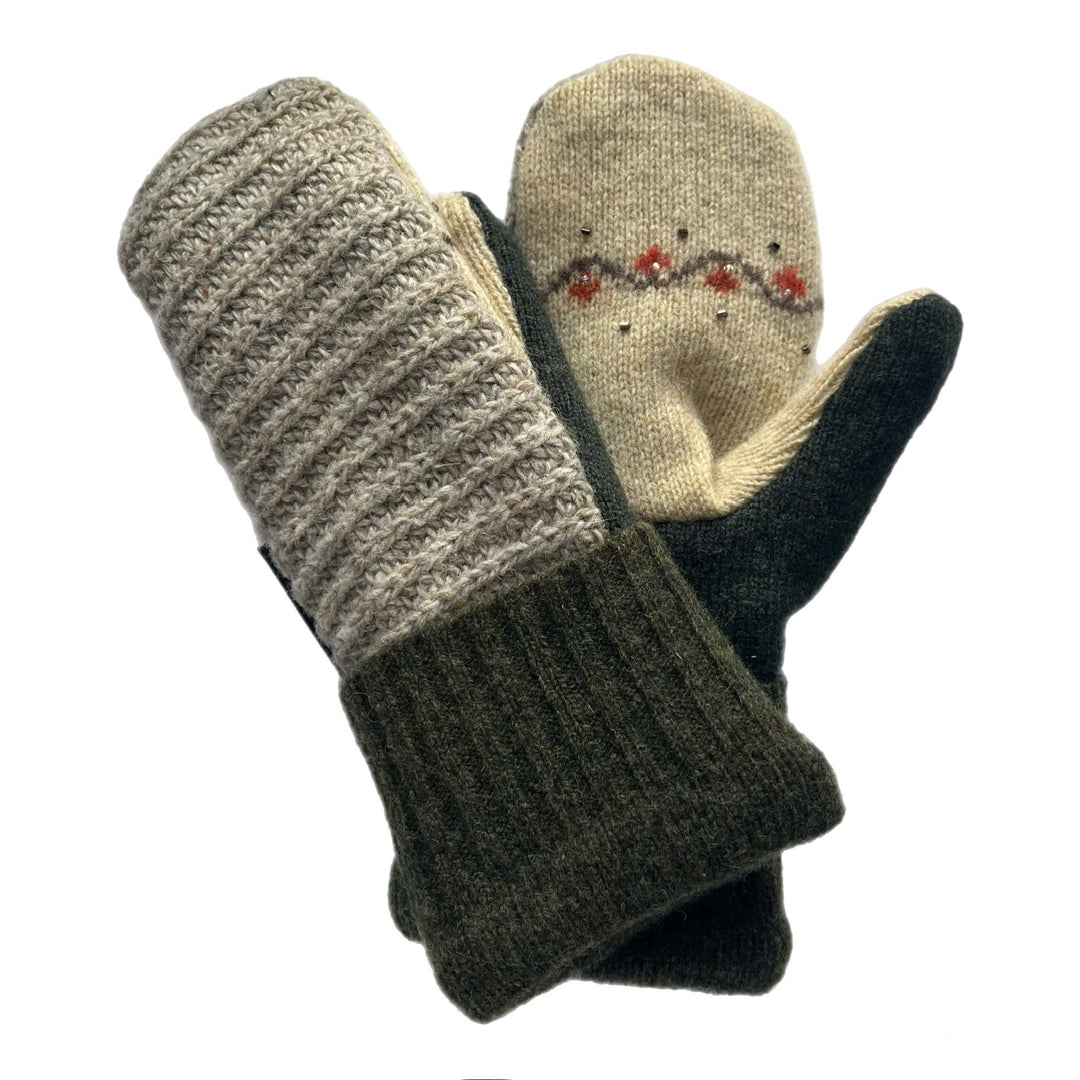 Womens Small Mittens Cream and Green
