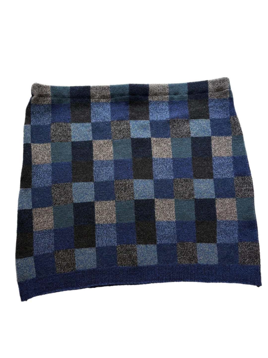 X-Large Bun Warmer Skirt - Blue, Grey & Black Checkered - 268