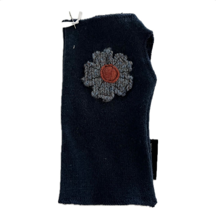 Cashmere Short Fingerless Mittens with Single Flower