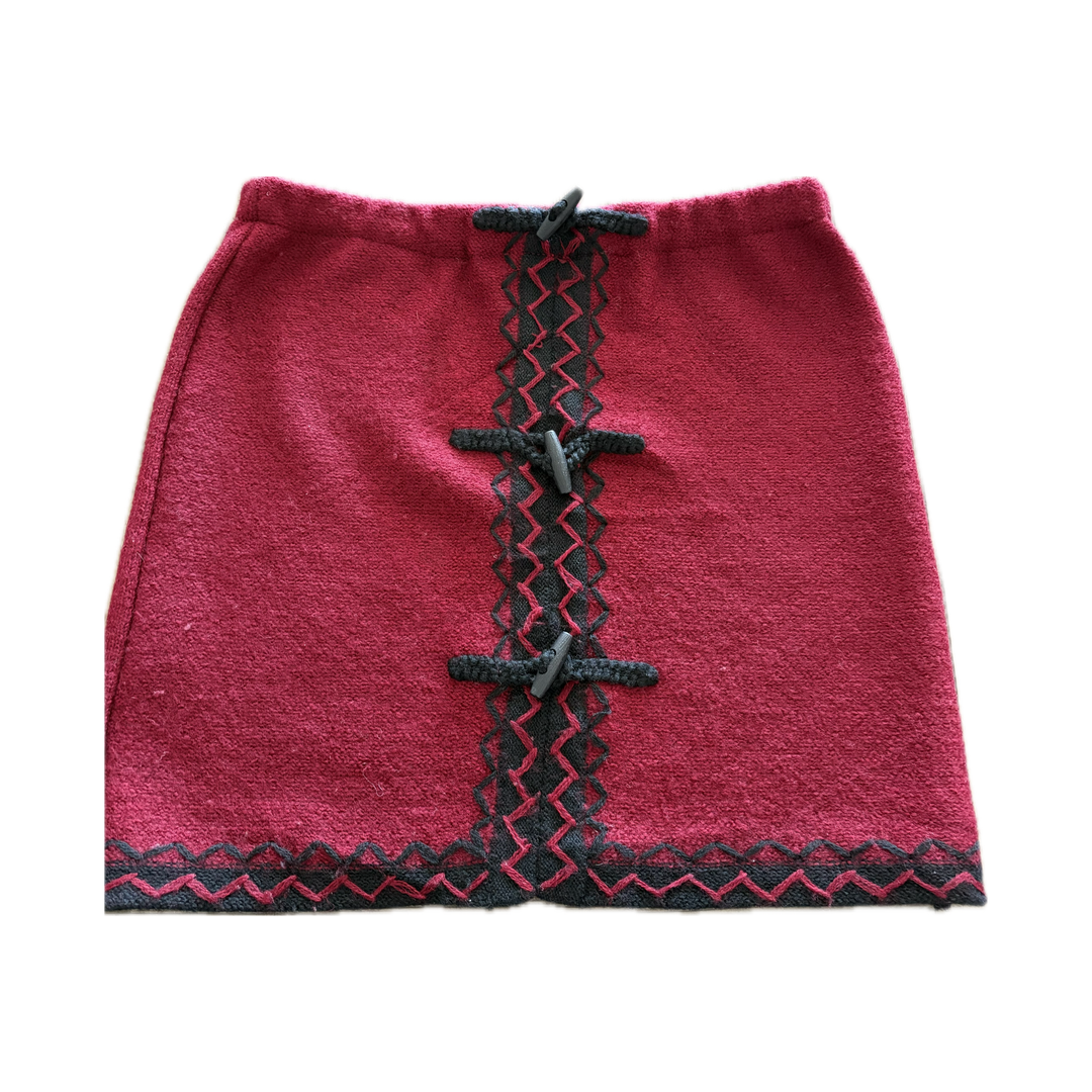 Medium Bun Warmer Skirt - Red & Black with Stitching Detail - 283
