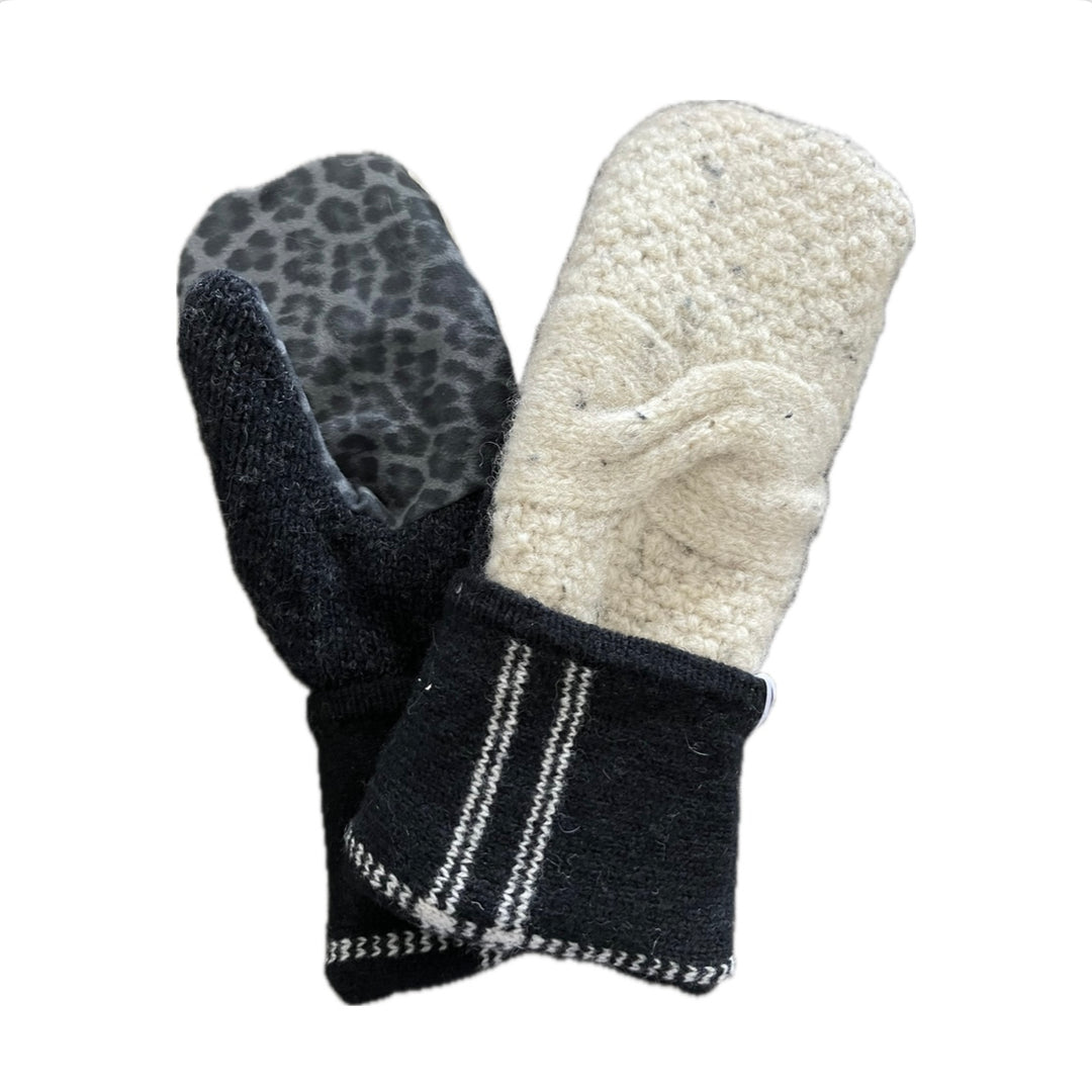 Women's Driving Mittens - Cream with Cheetah Print Micro-Suede Palm