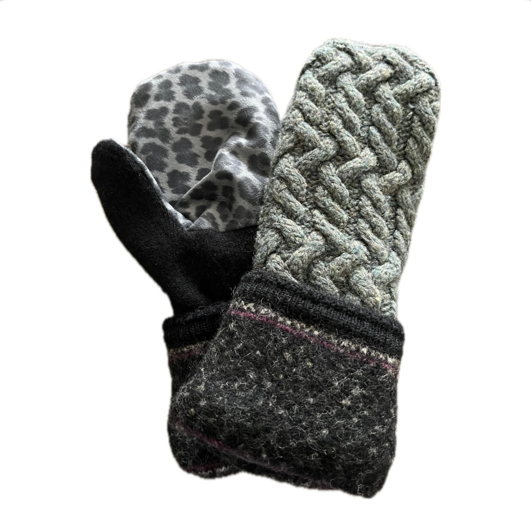 Women's Driving Mittens - Green with Cheetah Print Micro-Suede Palm