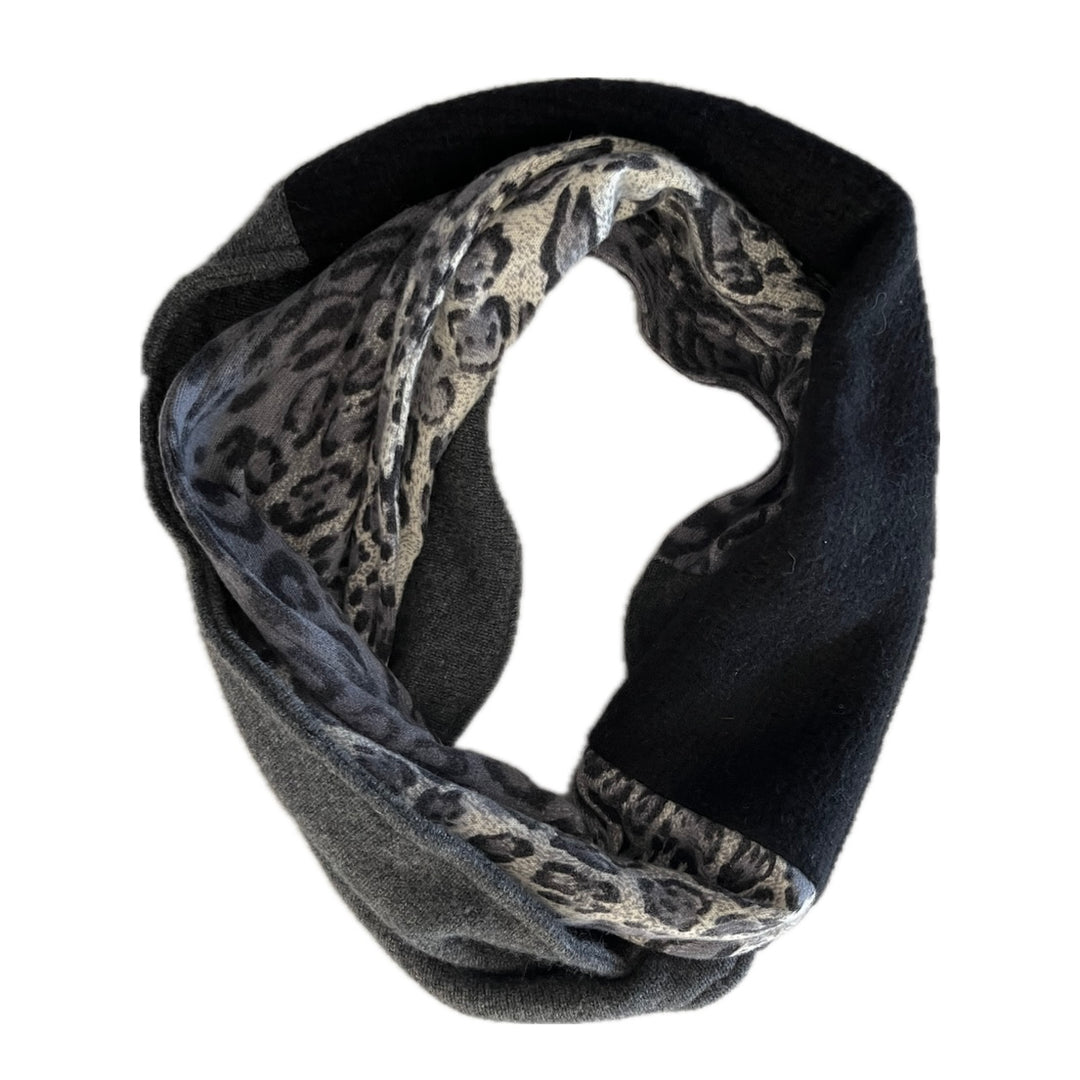 Cashmere Circle Scarf Grey & Black Cheetah Print 233