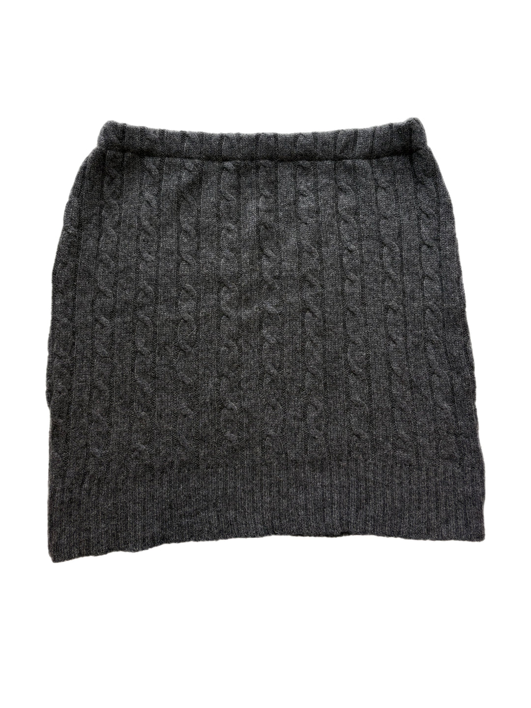 Small Bun Warmer Skirt - Grey Cable Knit - 243