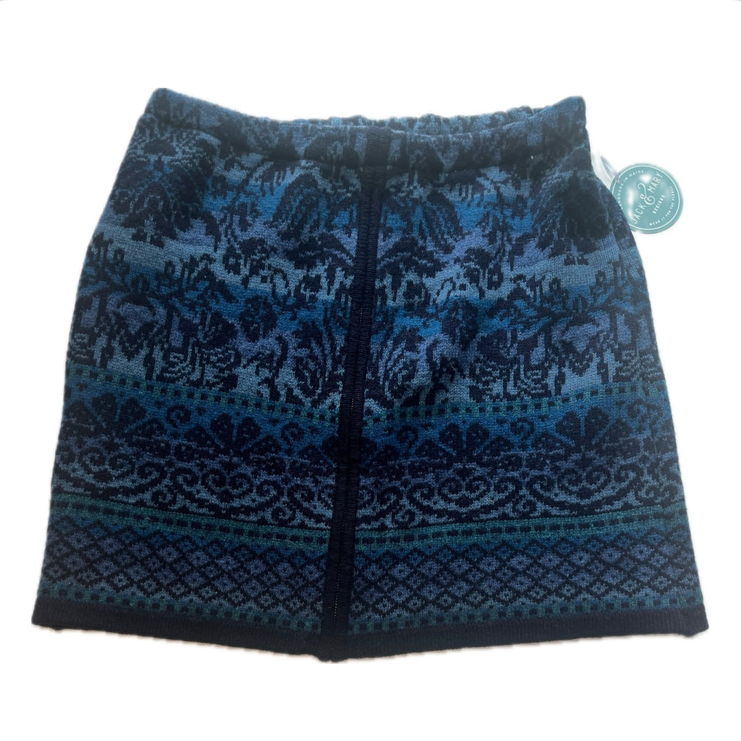 Large Blue Nordic Bun Warmer Skirt