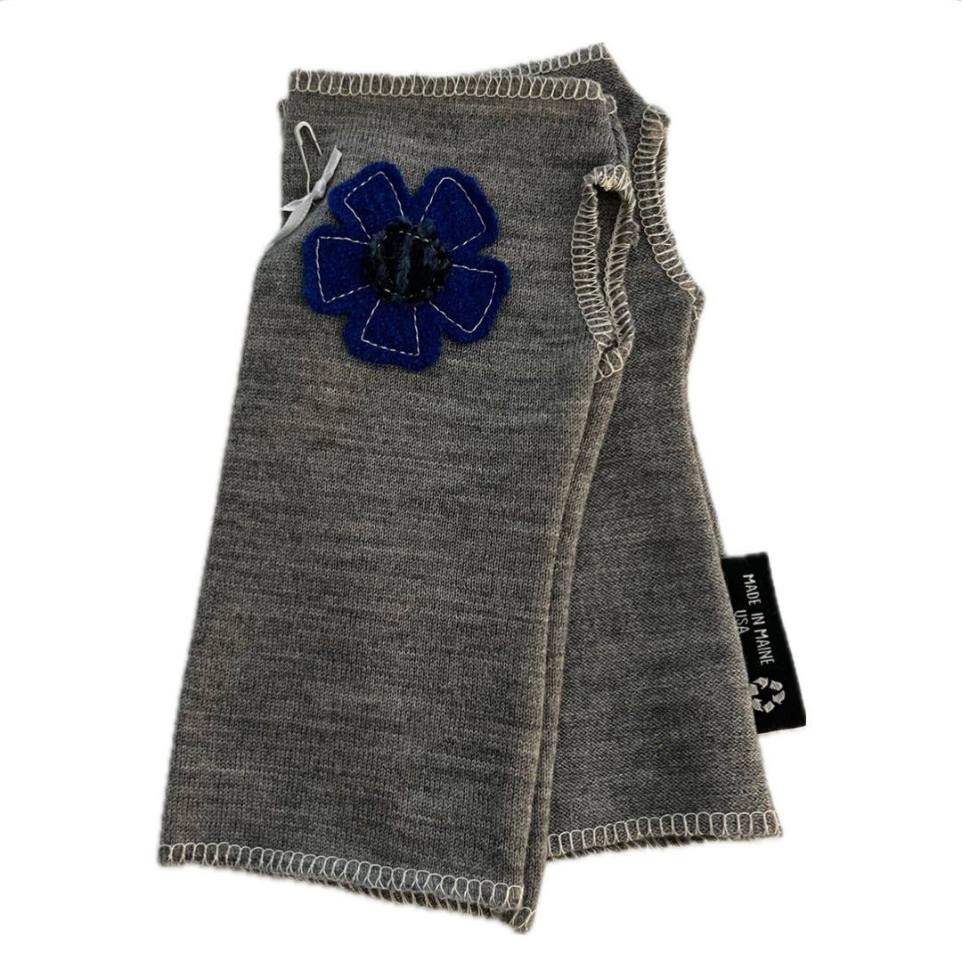 SALE Wool Short Flower Fingerless Mittens - Light Grey with Off Center Cobalt Flower  - 202