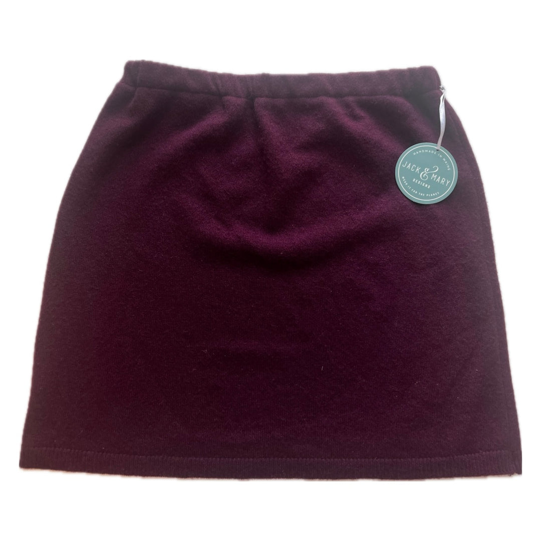 Medium Cranberry Bun Warmer Skirt