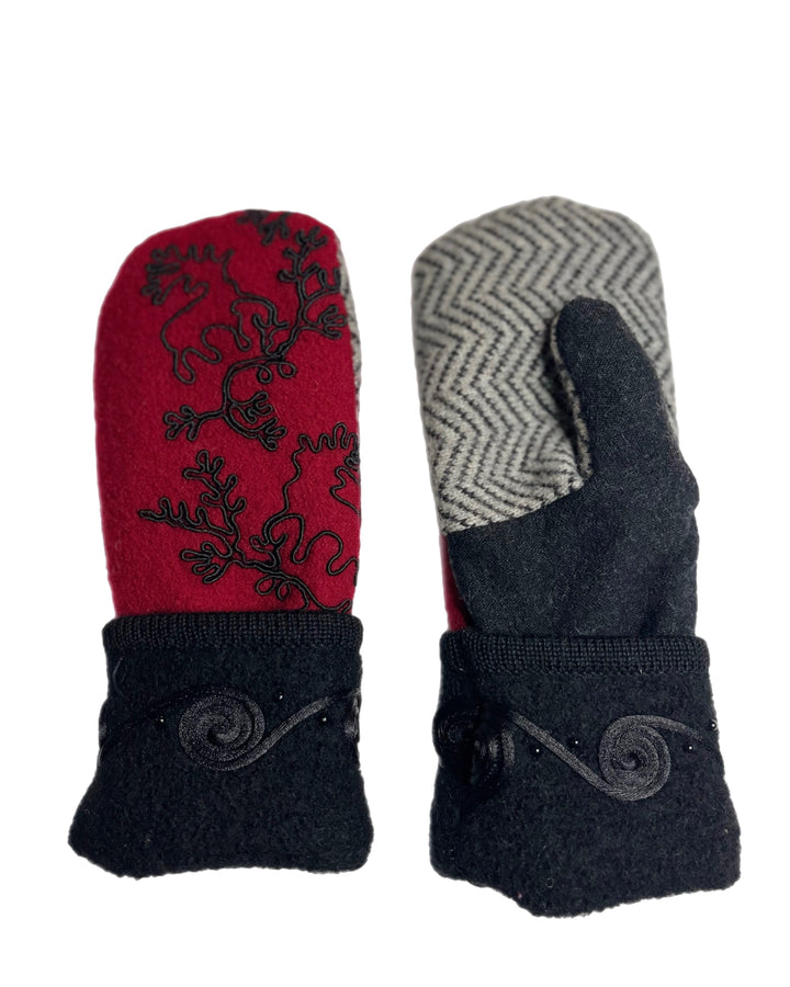 Women's Mittens - Red & Black Pattern - 1623 M/L