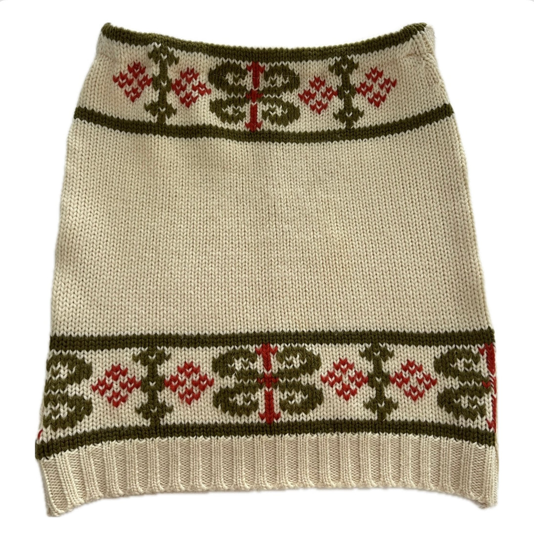 Small Bun Warmer Skirt - Cream with Red & Green Pattern - 213