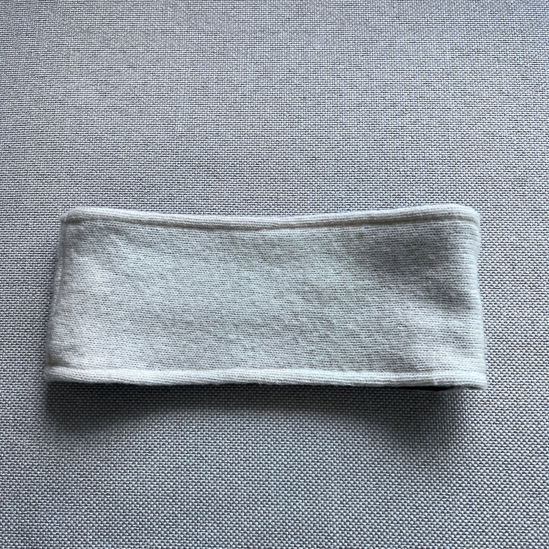 Headband made from recycled wool sweaters, lined with fleece, white