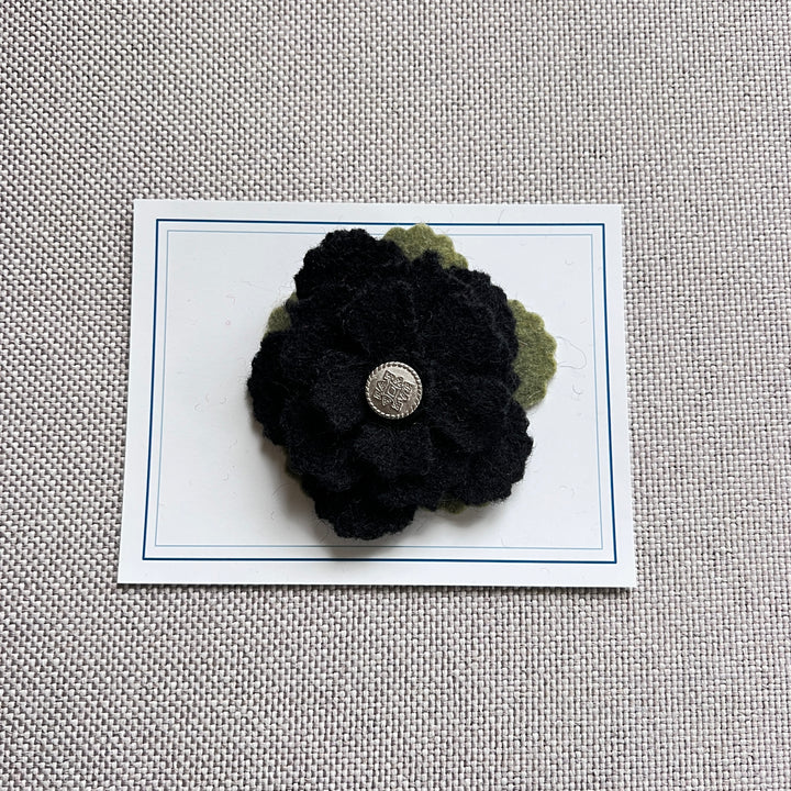 Flower Pin, Black 159