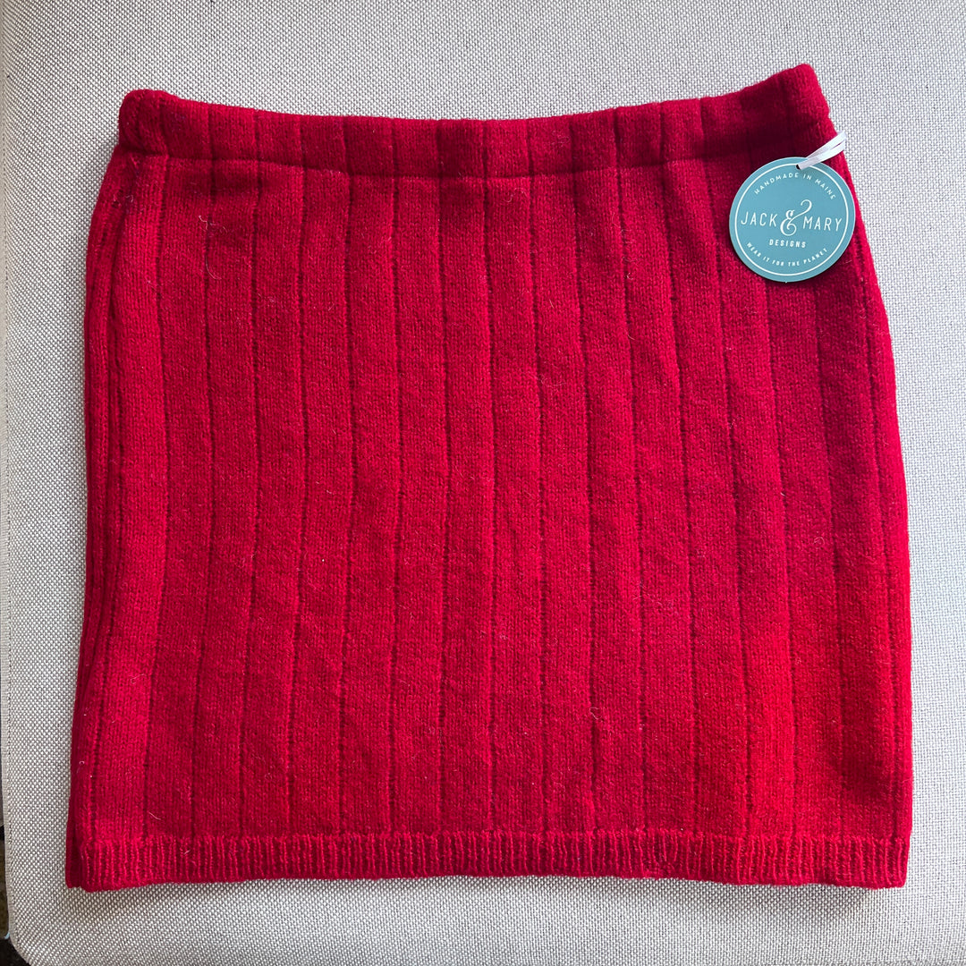 Bun Warmer Skirt Red 211  Medium